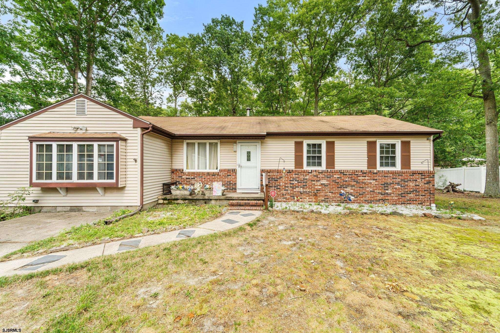 217 E Ridgewood Ave