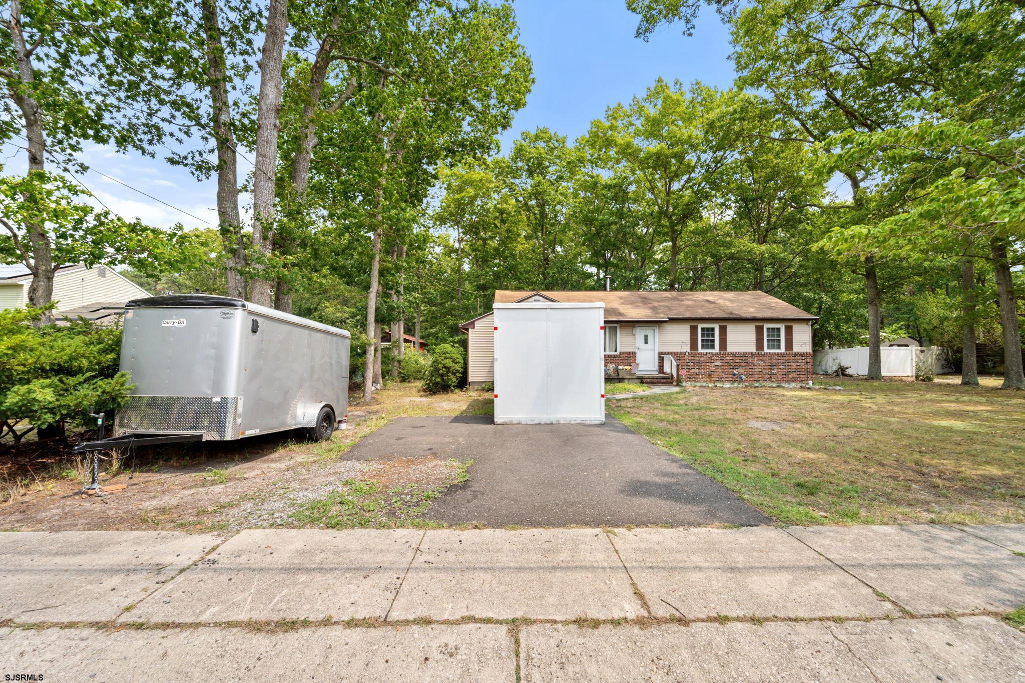 217 E Ridgewood Ave