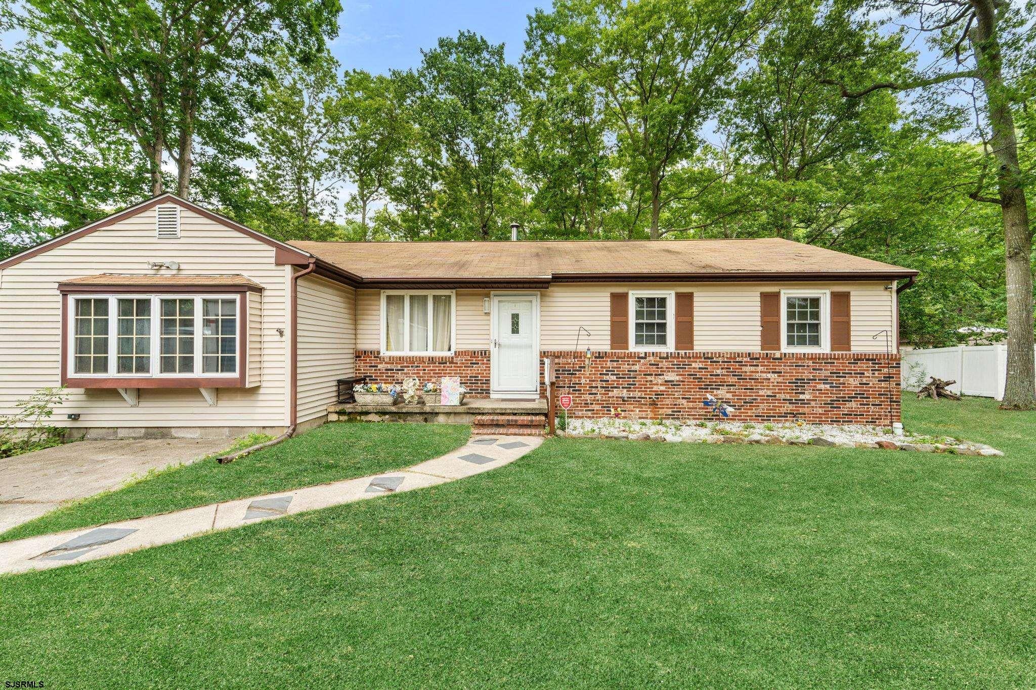 217 E Ridgewood Ave