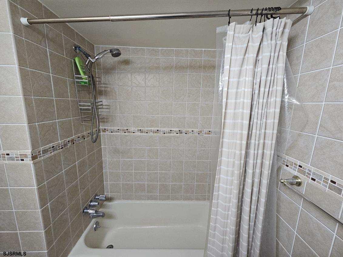 Margate, New Jersey 08402, United States, ,1 BathroomBathrooms,Residential,Active,244254