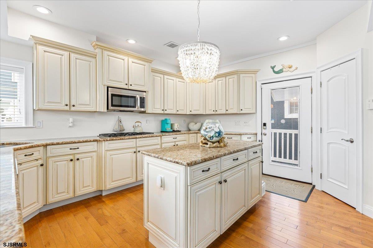 Atlantic City, New Jersey 08401, United States, 8 Bedrooms Bedrooms, ,5 BathroomsBathrooms,Residential,Active,86207