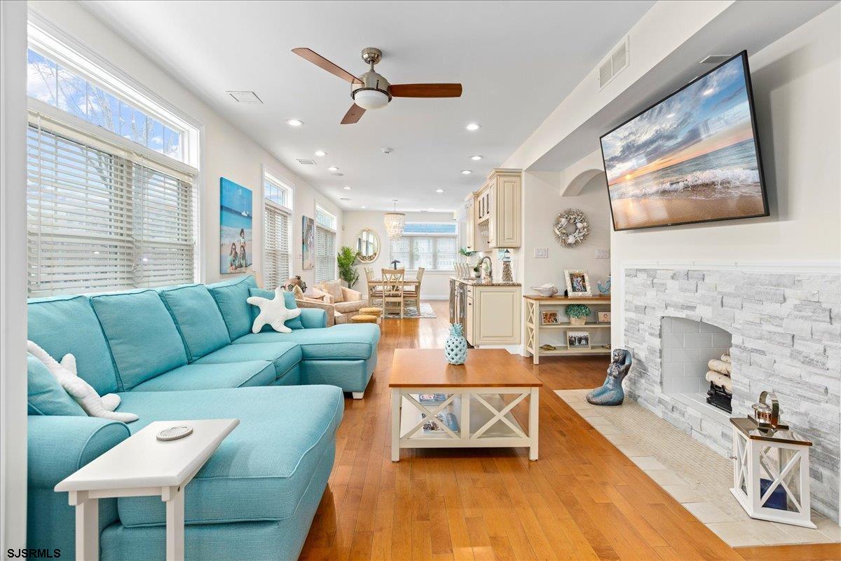 Atlantic City, New Jersey 08401, United States, 8 Bedrooms Bedrooms, ,5 BathroomsBathrooms,Residential,Active,86207