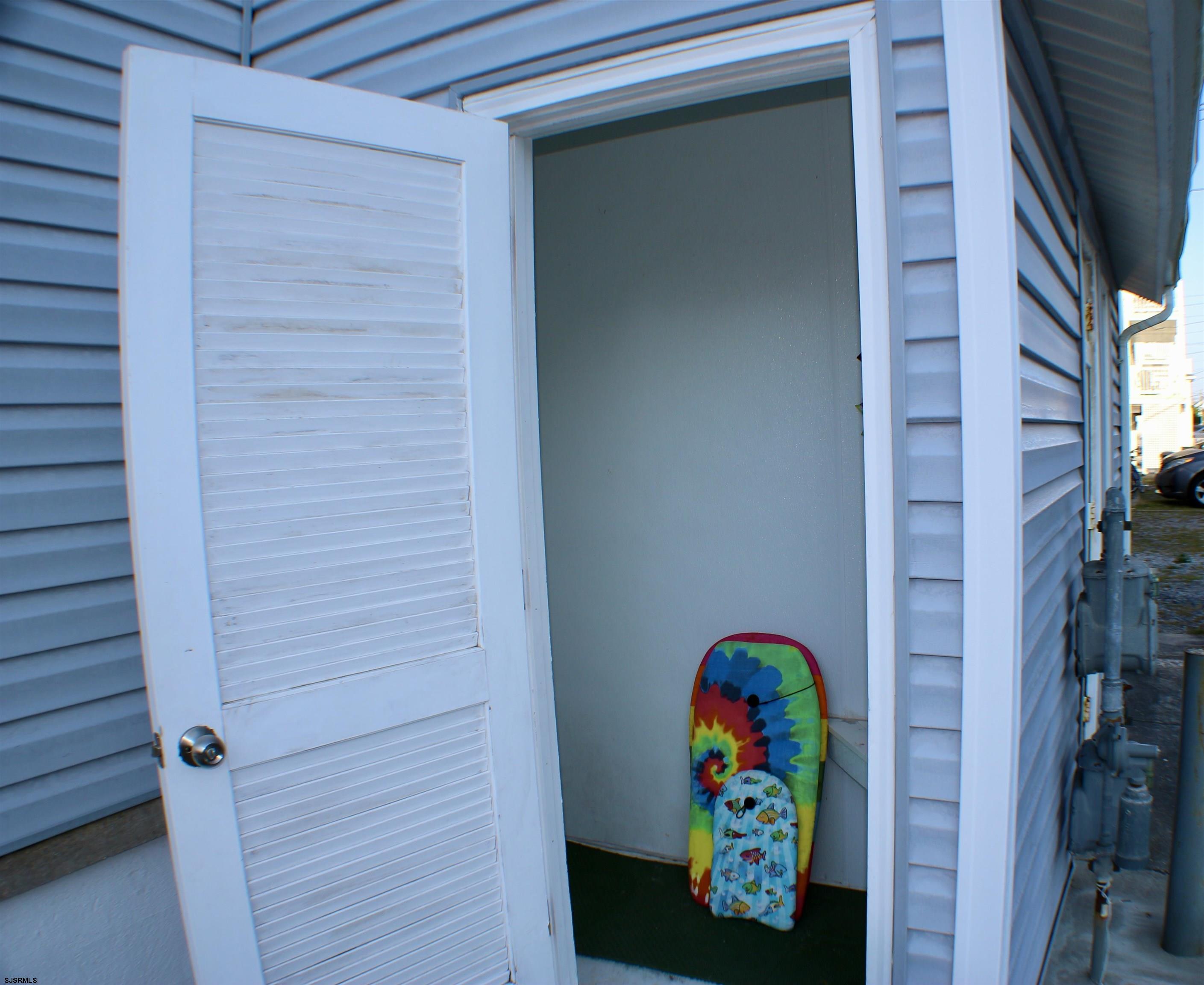 Ocean City, New Jersey 08226, United States, 4 Bedrooms Bedrooms, ,3 BathroomsBathrooms,Residential,Active,43885