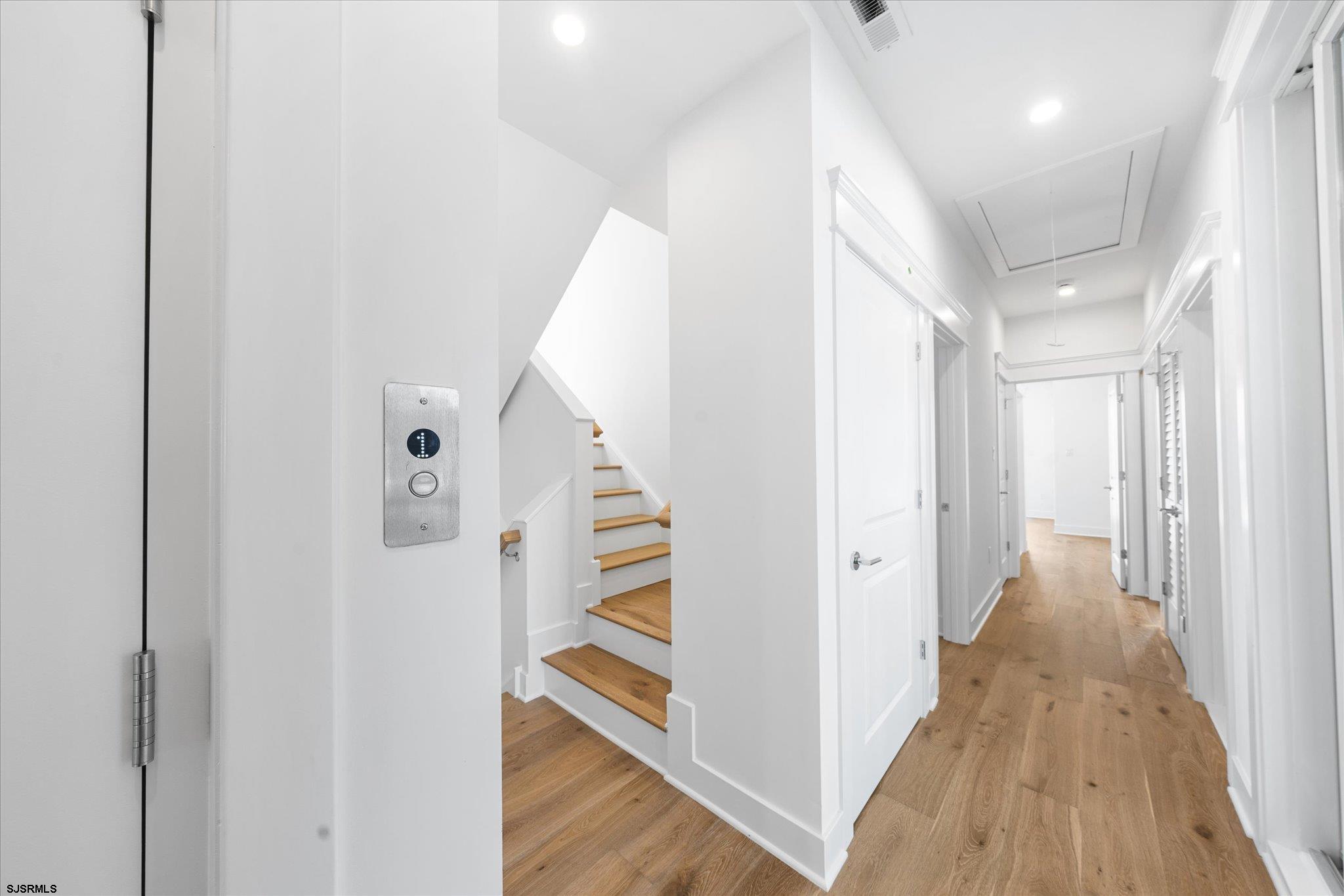 Ocean City, New Jersey 08226, United States, 5 Bedrooms Bedrooms, ,5 BathroomsBathrooms,Residential,Active,136304