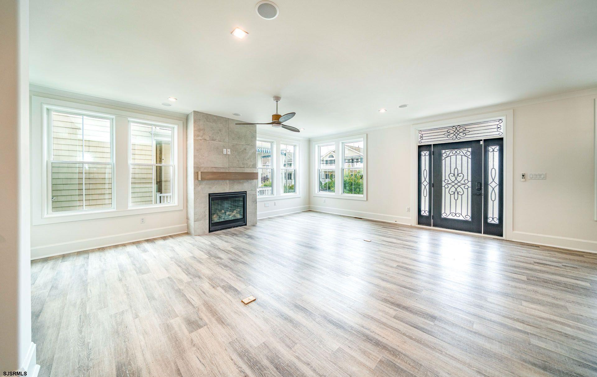 4236 Asbury 1
