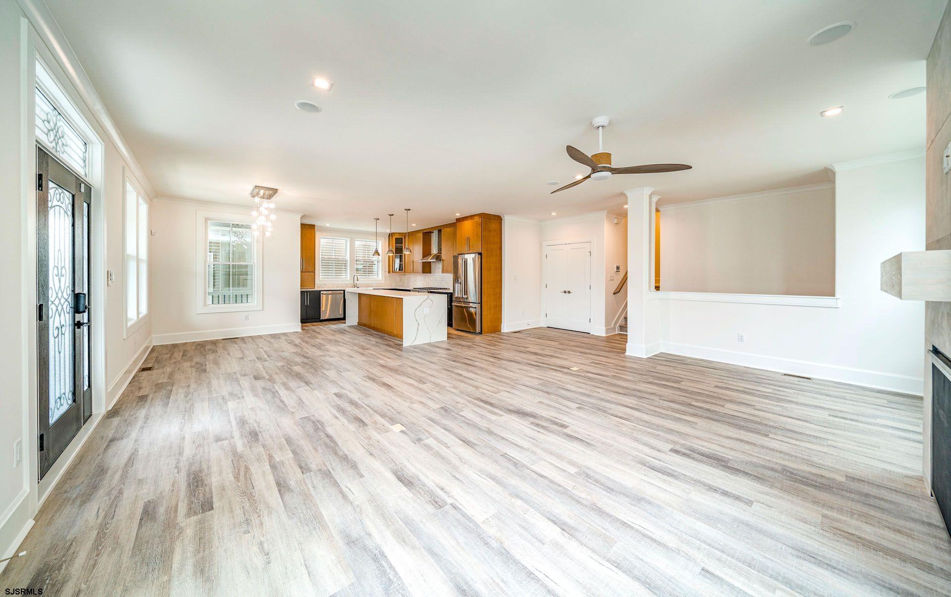 4236 Asbury 1