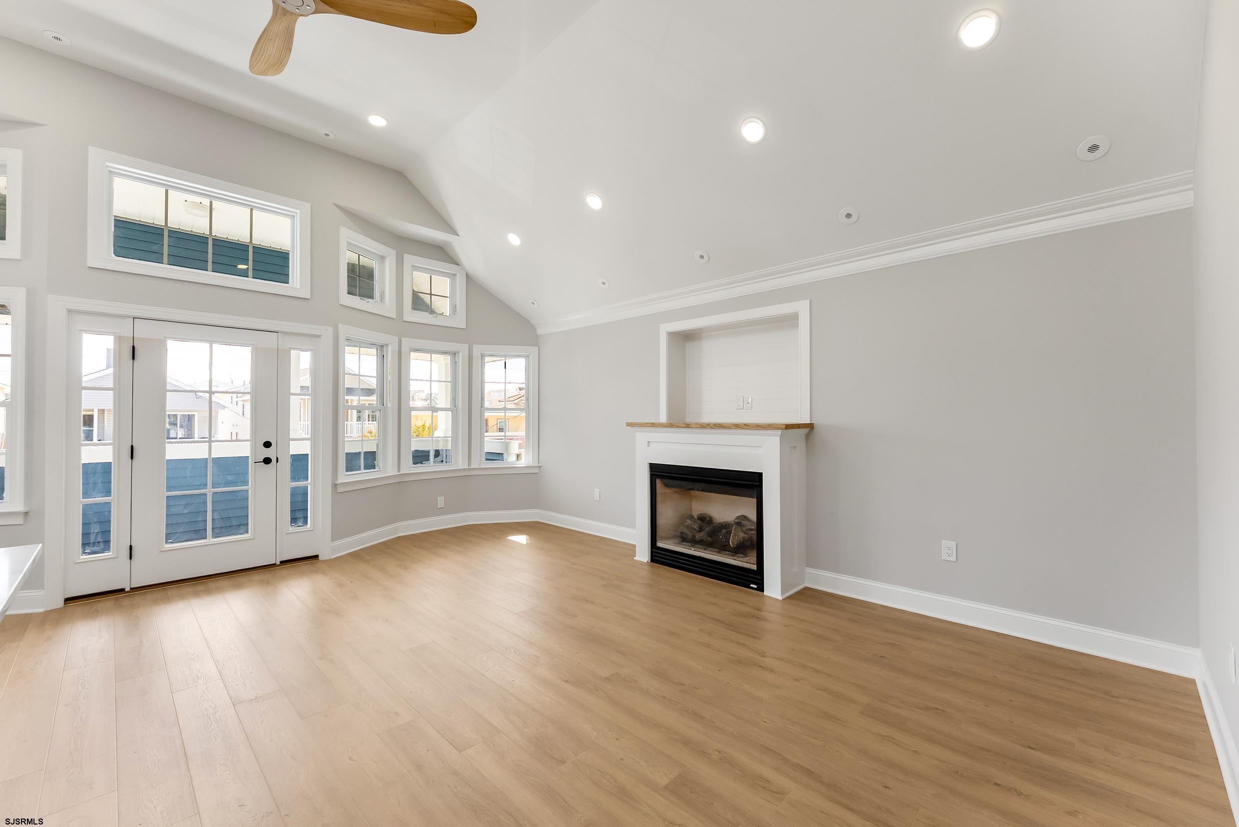3338-40 Asbury
