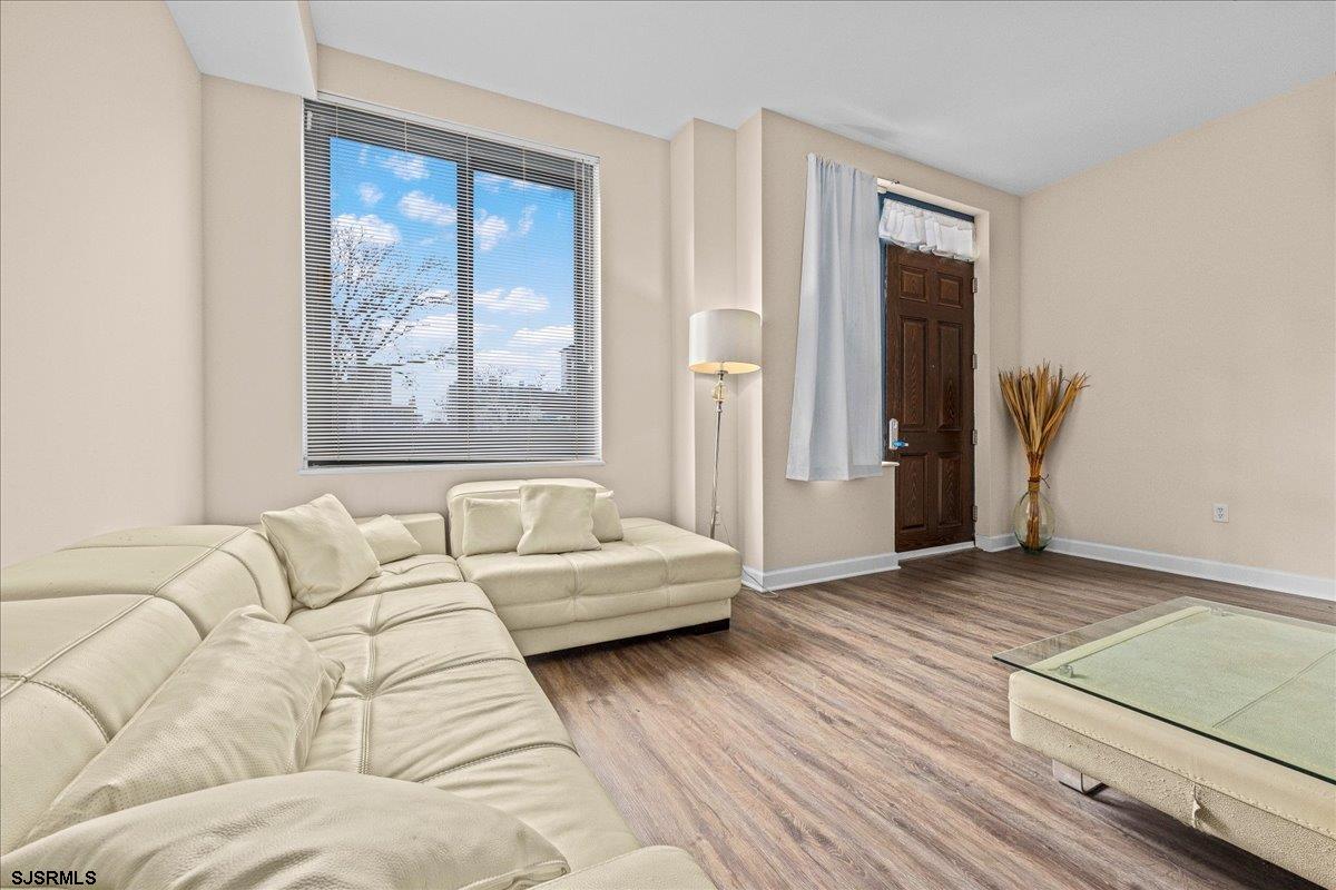 Atlantic City, New Jersey 08401, United States, 2 Bedrooms Bedrooms, ,2 BathroomsBathrooms,Residential,Active,228958