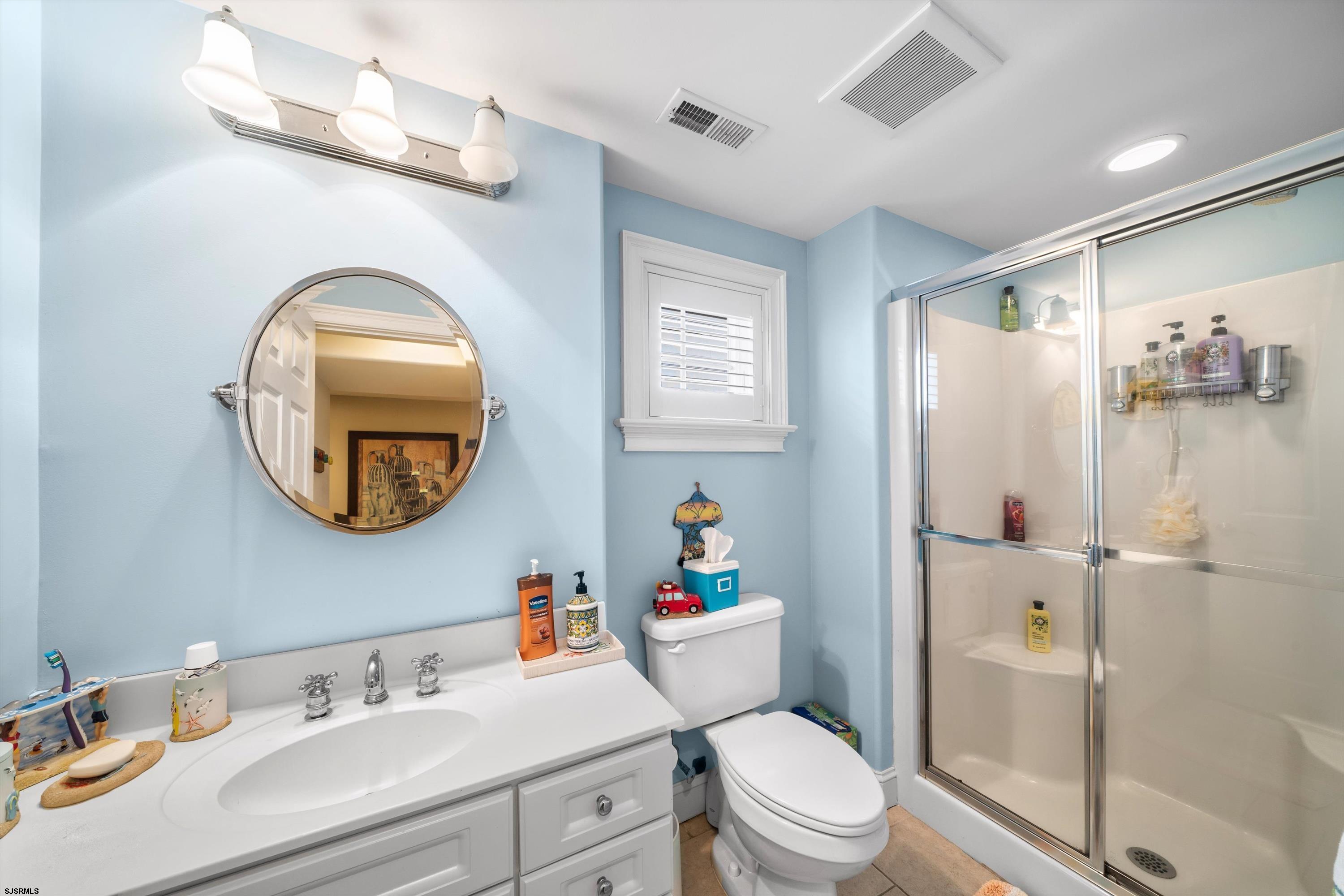 Ocean City, New Jersey 08226, United States, 5 Bedrooms Bedrooms, ,4 BathroomsBathrooms,Residential,Active,161394