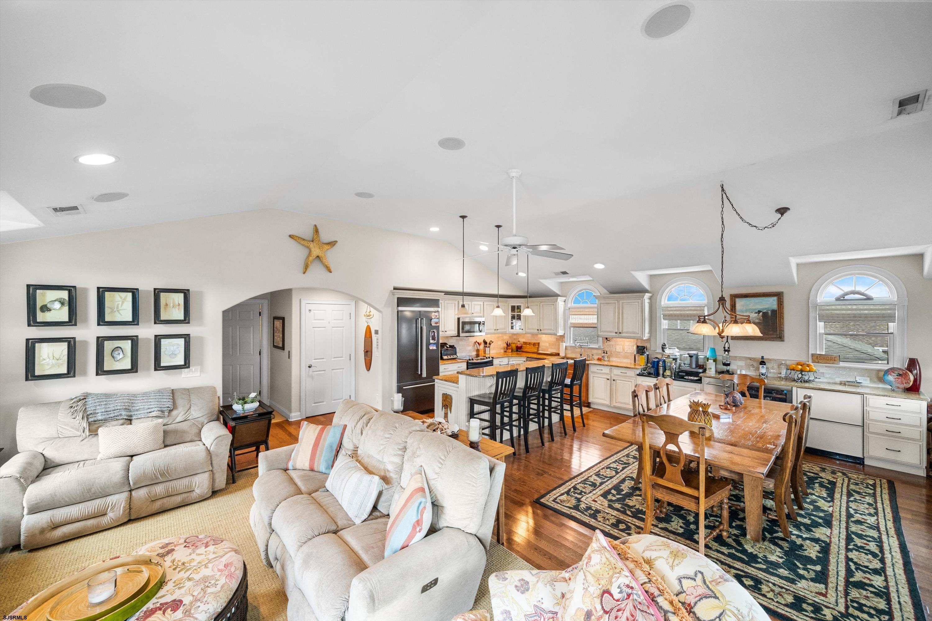 Ocean City, New Jersey 08226, United States, 5 Bedrooms Bedrooms, ,4 BathroomsBathrooms,Residential,Active,161394