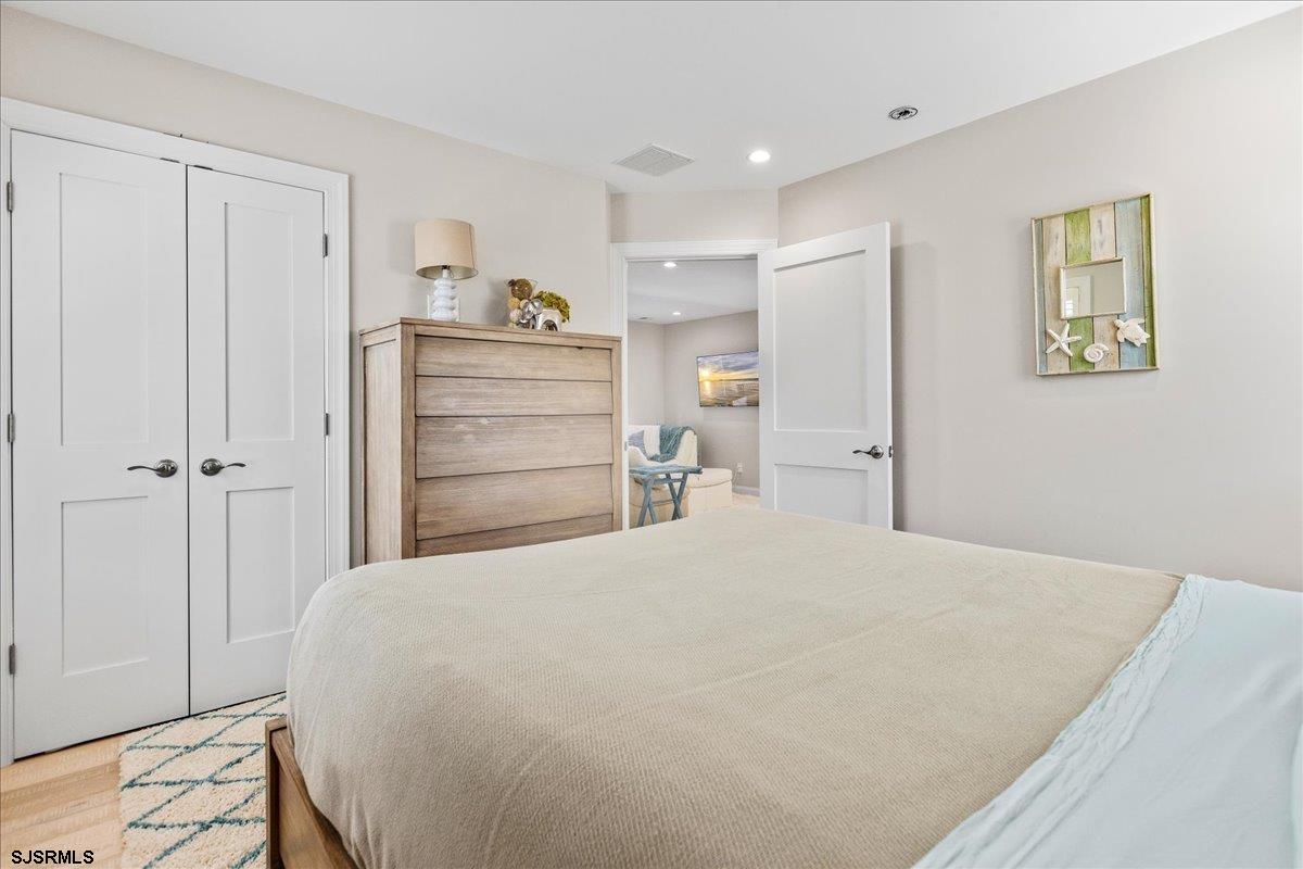 Margate, New Jersey 08402, United States, 5 Bedrooms Bedrooms, ,4 BathroomsBathrooms,Residential,Active,223022