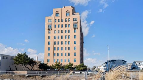 Photo of 112 S Oxford Ave #904, Ventnor, NJ 08406 (MLS # 601856)