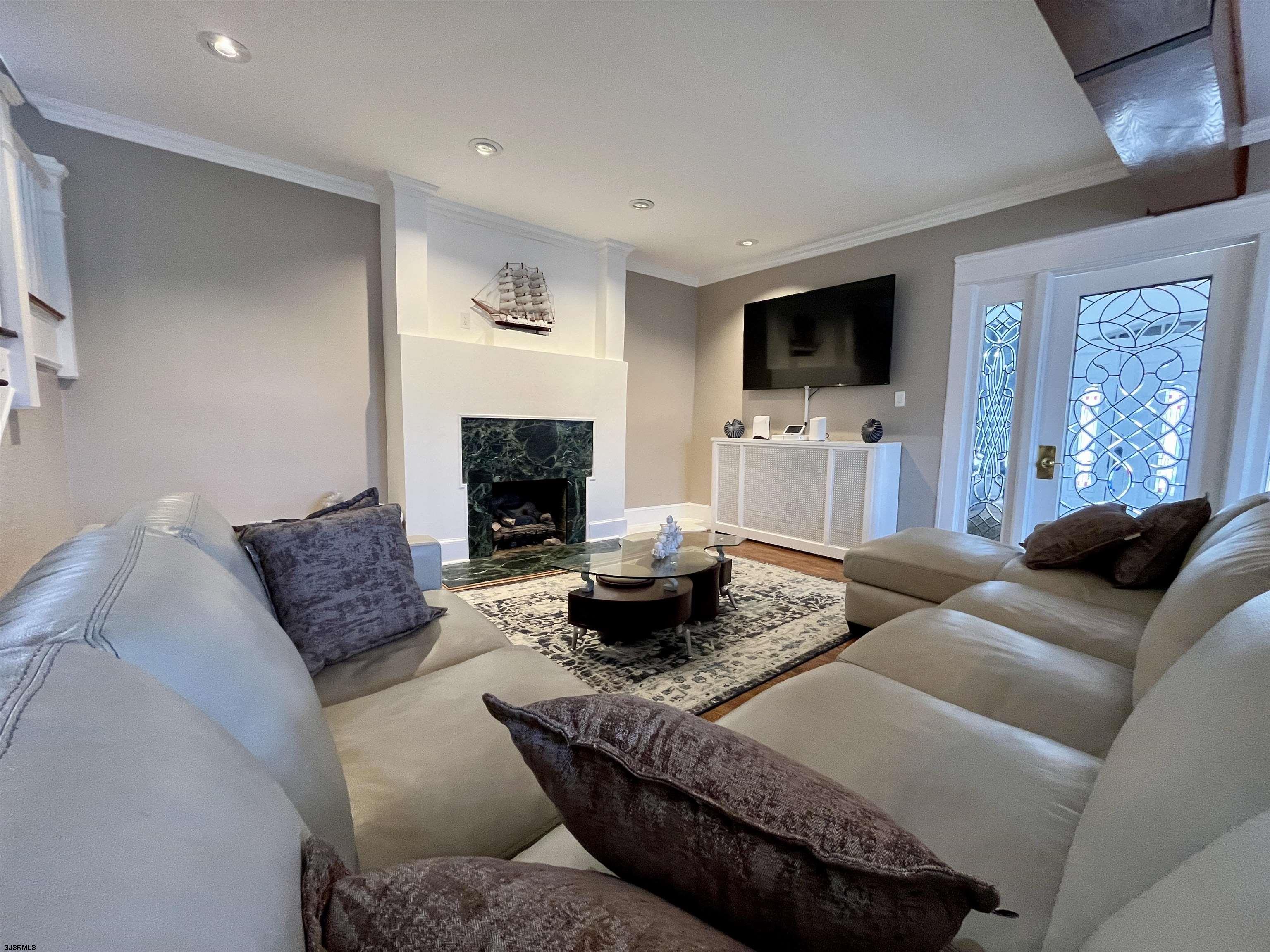 Ventnor, New Jersey 08406, United States, 4 Bedrooms Bedrooms, ,3 BathroomsBathrooms,Residential,Active,97326