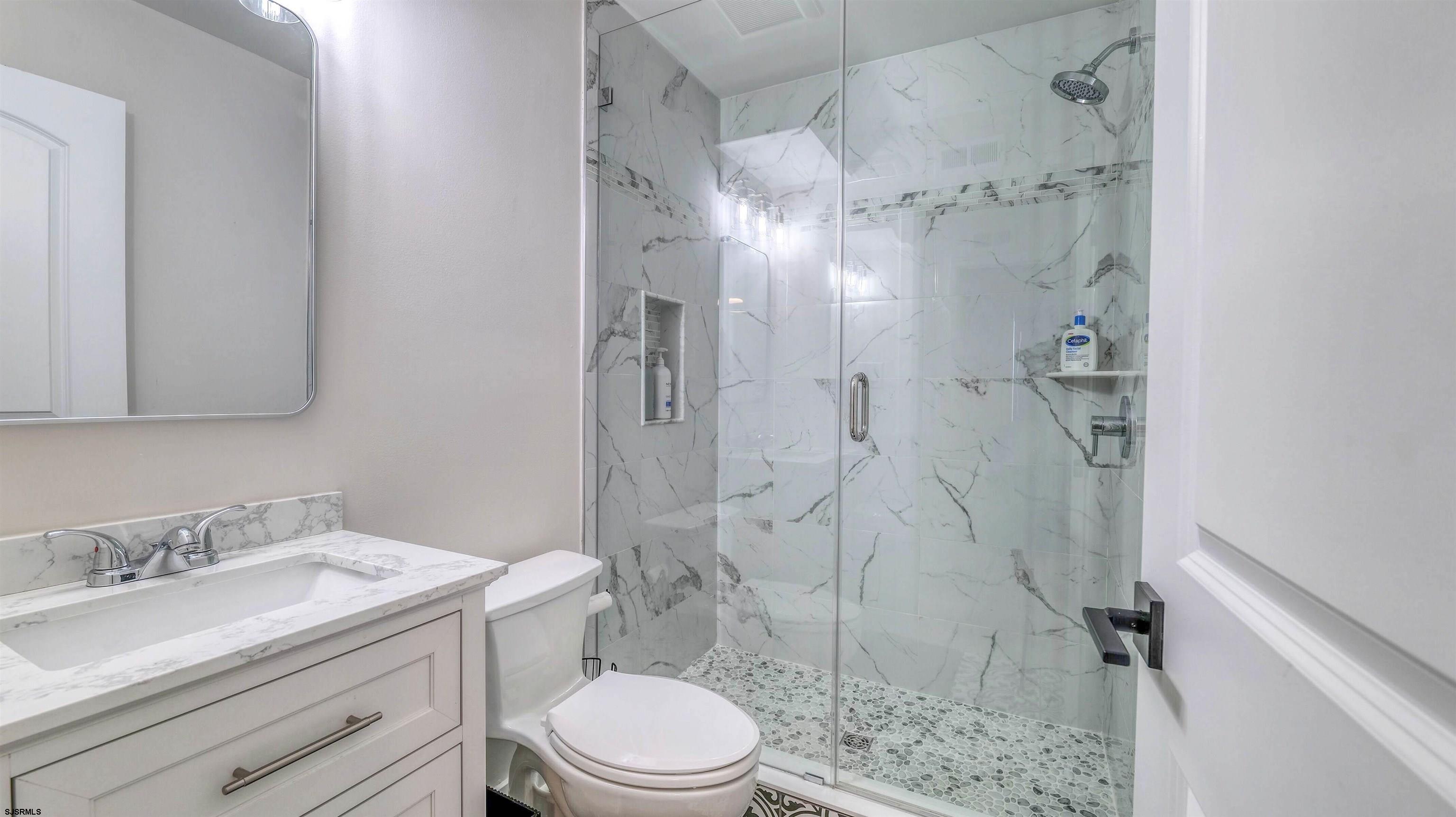 Margate, New Jersey 08402, United States, 2 Bedrooms Bedrooms, ,2 BathroomsBathrooms,Residential,Active,228494