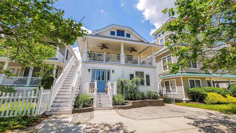 Condo For Sale - 920 Ocean Ave #A - FIRST FLOOR FRONT<br/> Ocean City, NJ 08226