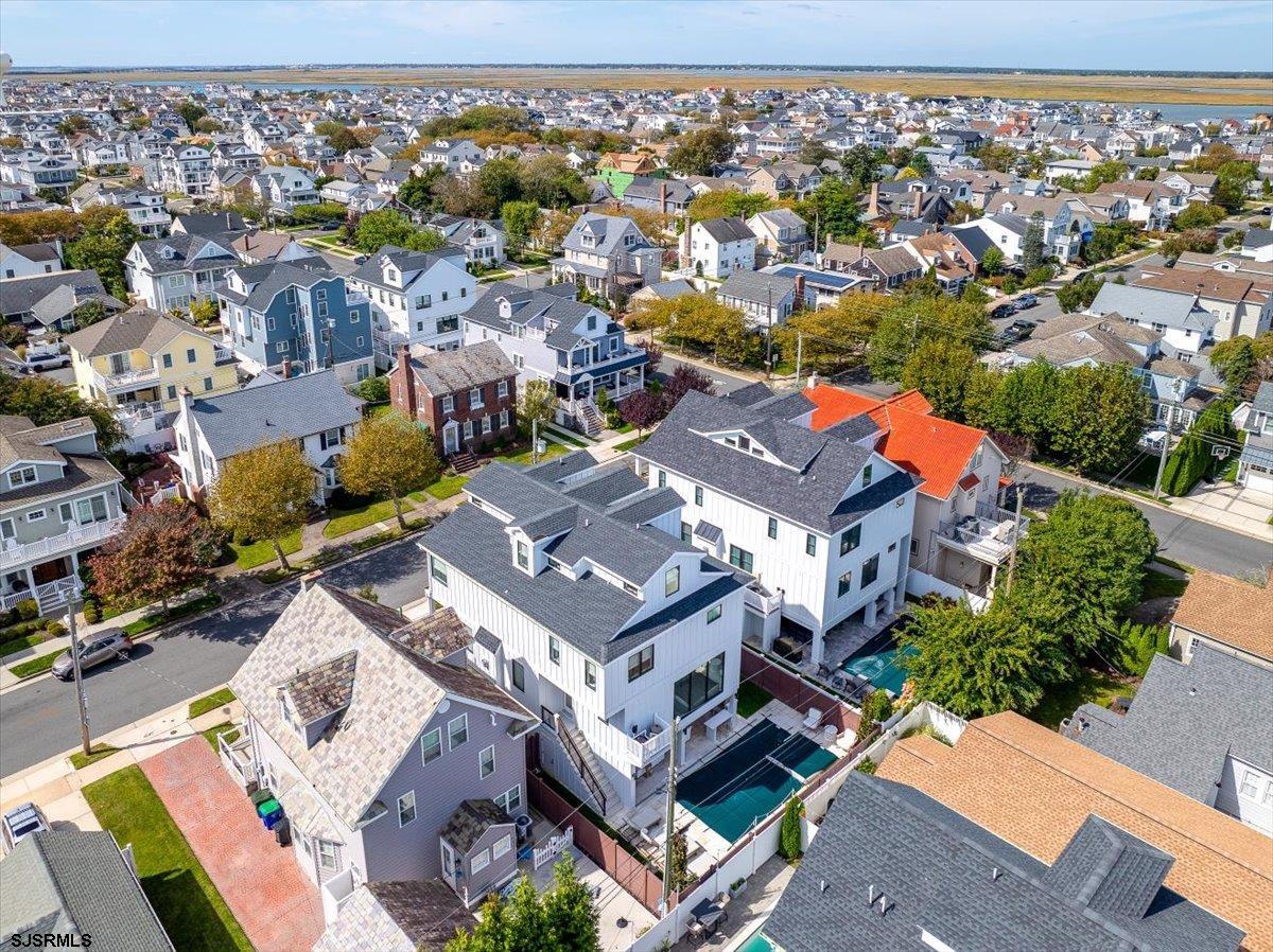 Margate, New Jersey 08402, United States, 6 Bedrooms Bedrooms, ,6 BathroomsBathrooms,Residential,Active,230123