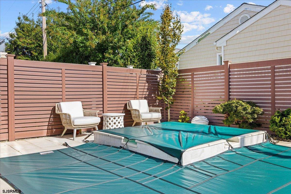 Margate, New Jersey 08402, United States, 6 Bedrooms Bedrooms, ,6 BathroomsBathrooms,Residential,Active,230123