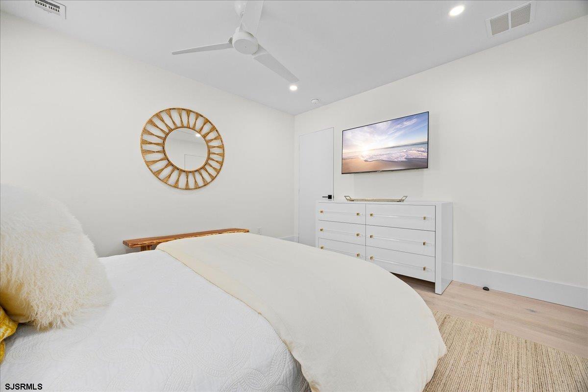 Margate, New Jersey 08402, United States, 6 Bedrooms Bedrooms, ,6 BathroomsBathrooms,Residential,Active,230123