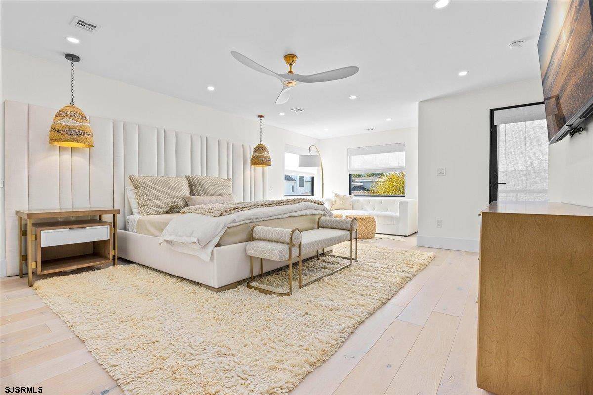 Margate, New Jersey 08402, United States, 6 Bedrooms Bedrooms, ,6 BathroomsBathrooms,Residential,Active,230123