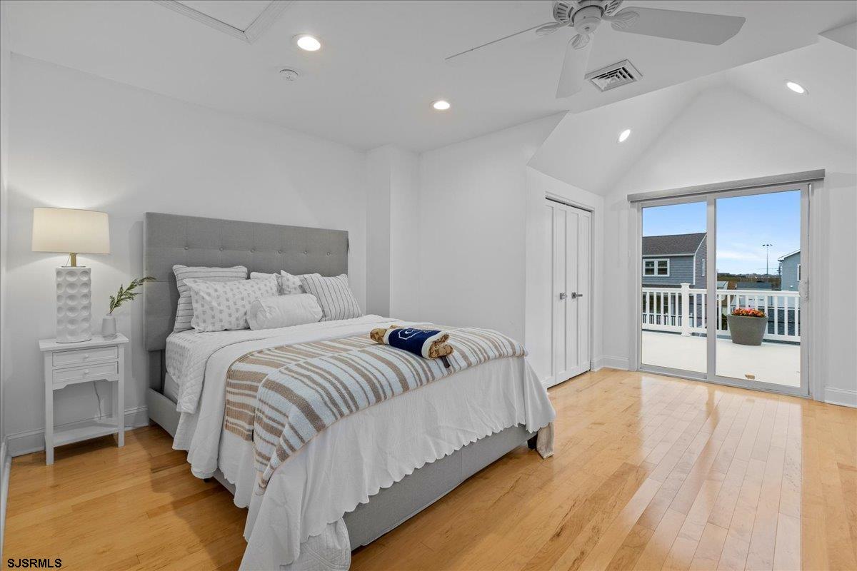 Ventnor, New Jersey 08406, United States, 6 Bedrooms Bedrooms, ,5 BathroomsBathrooms,Residential,Active,41467