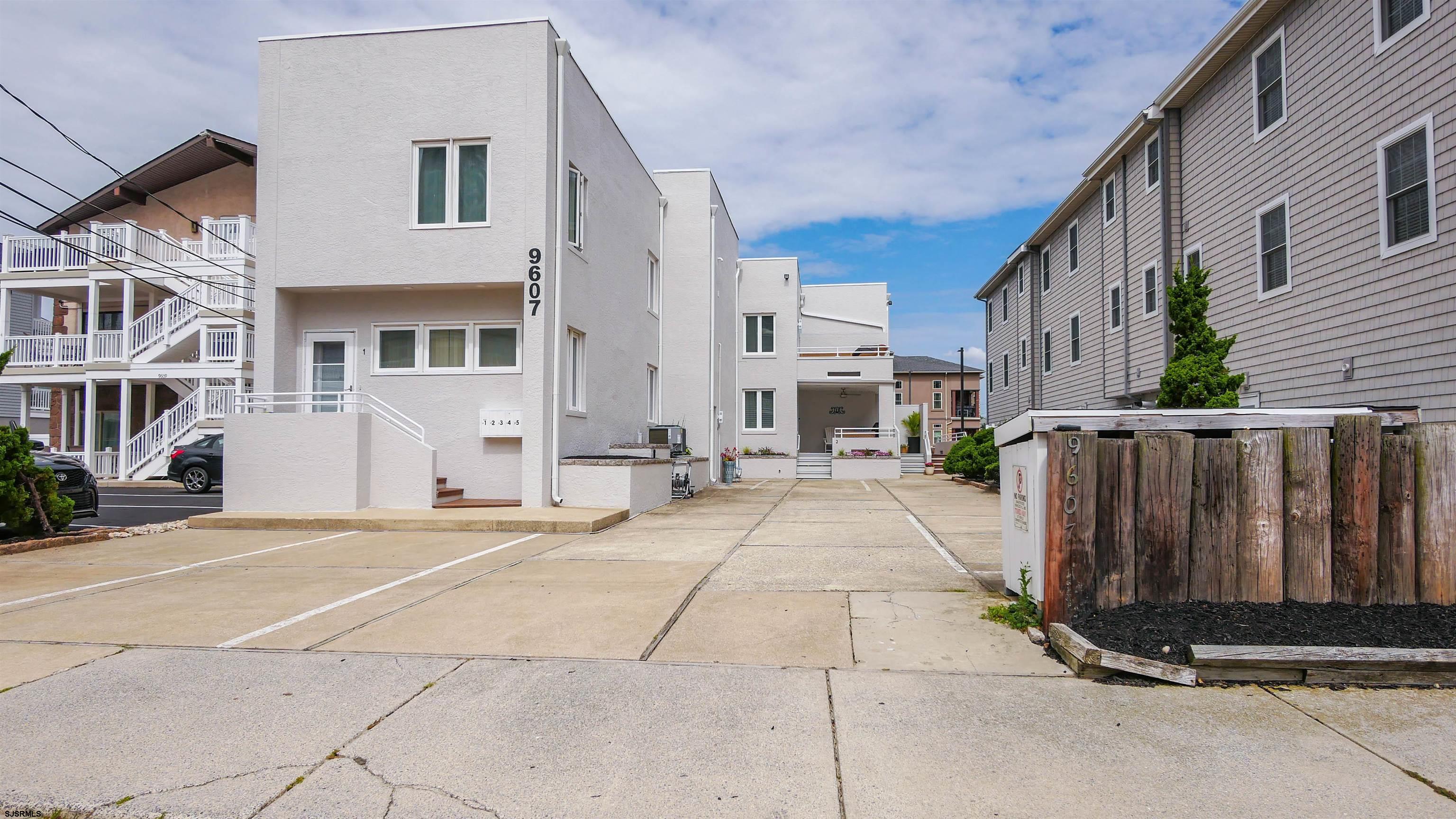 View Margate, NJ 08402 condo