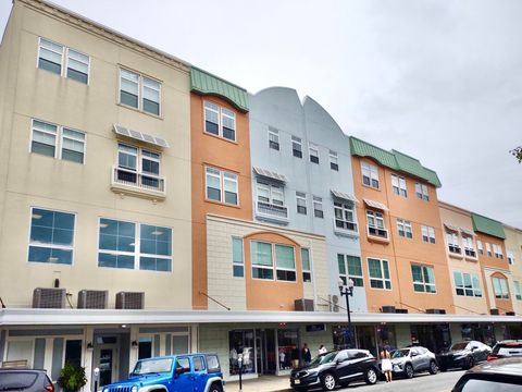 Photo of 810 Asbury Ave #303, Ocean City, NJ 08226 (MLS # 607768)