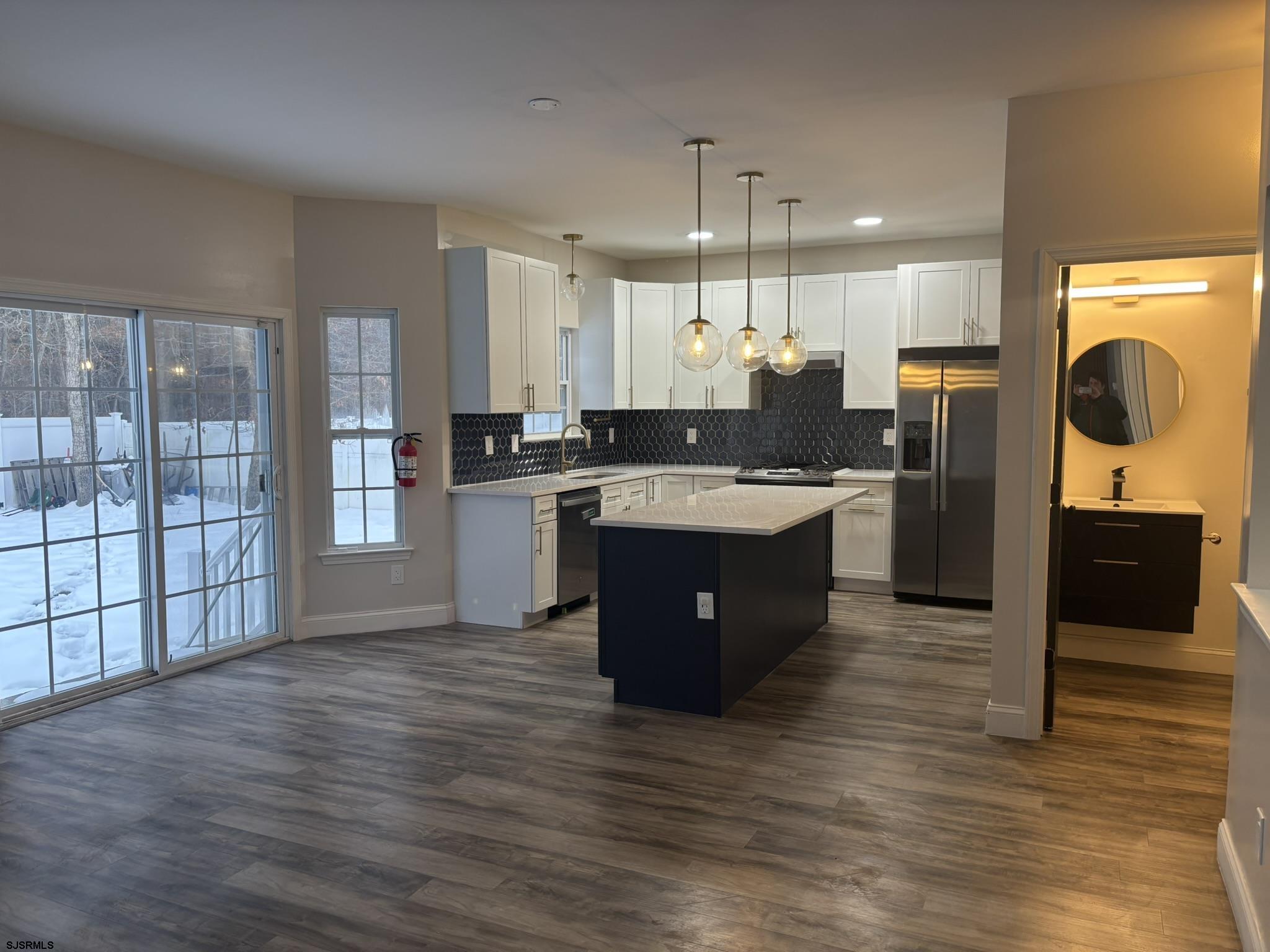 418 Ebony Tree Ave Ave