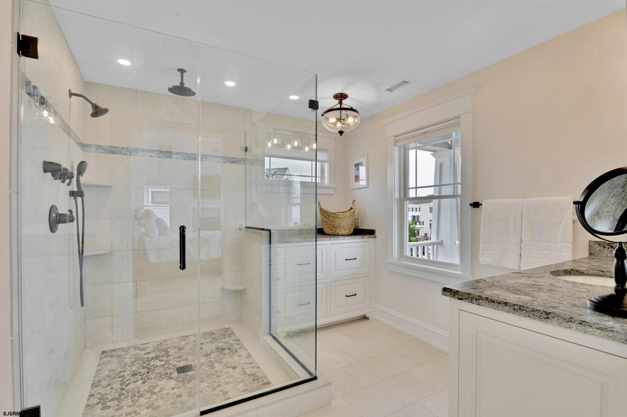 Ocean City, New Jersey 08226, United States, 5 Bedrooms Bedrooms, ,7 BathroomsBathrooms,Residential,Active,5142