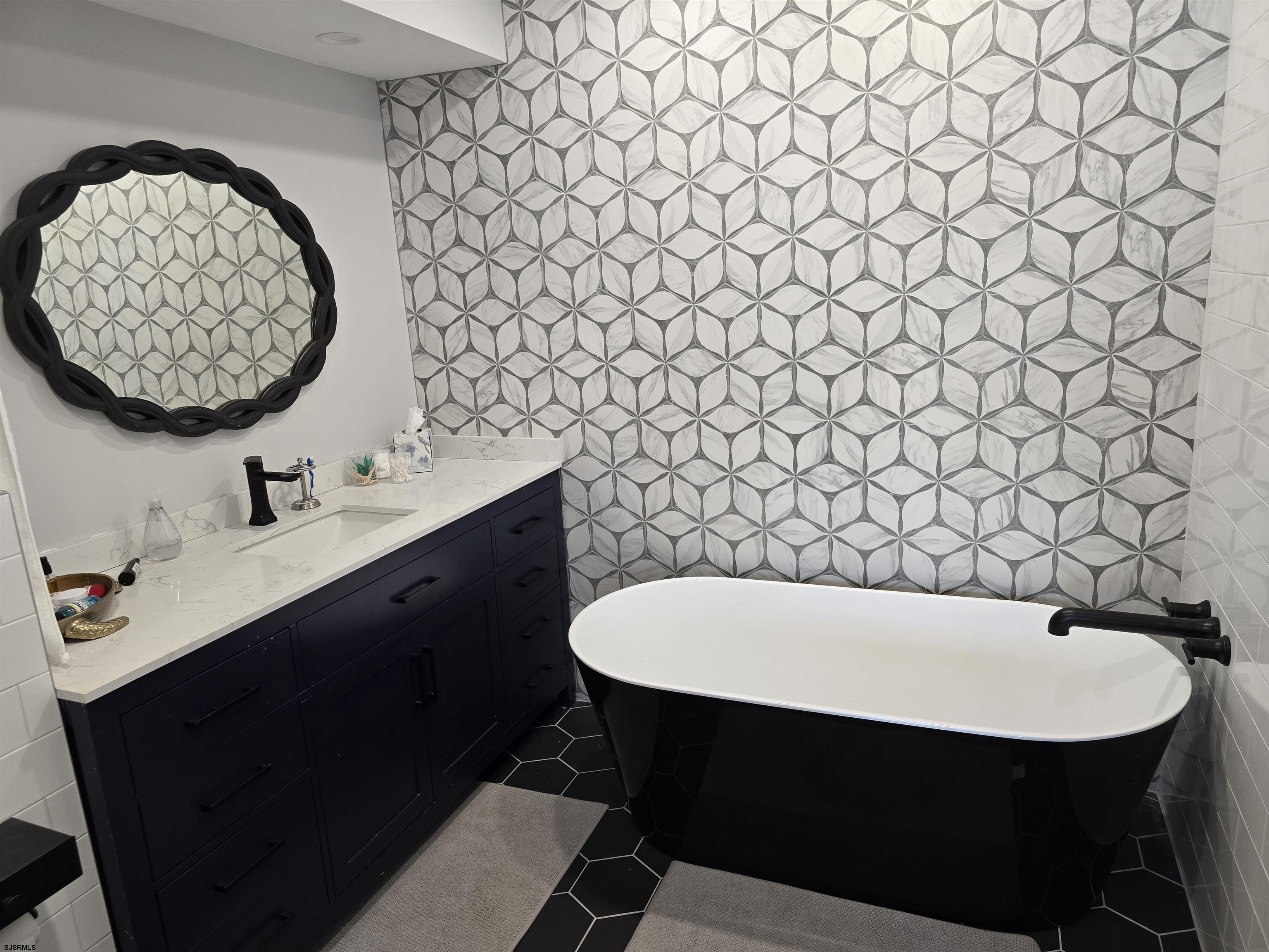 Brigantine, New Jersey 08203, United States, 4 Bedrooms Bedrooms, ,3 BathroomsBathrooms,Residential,Active,90079