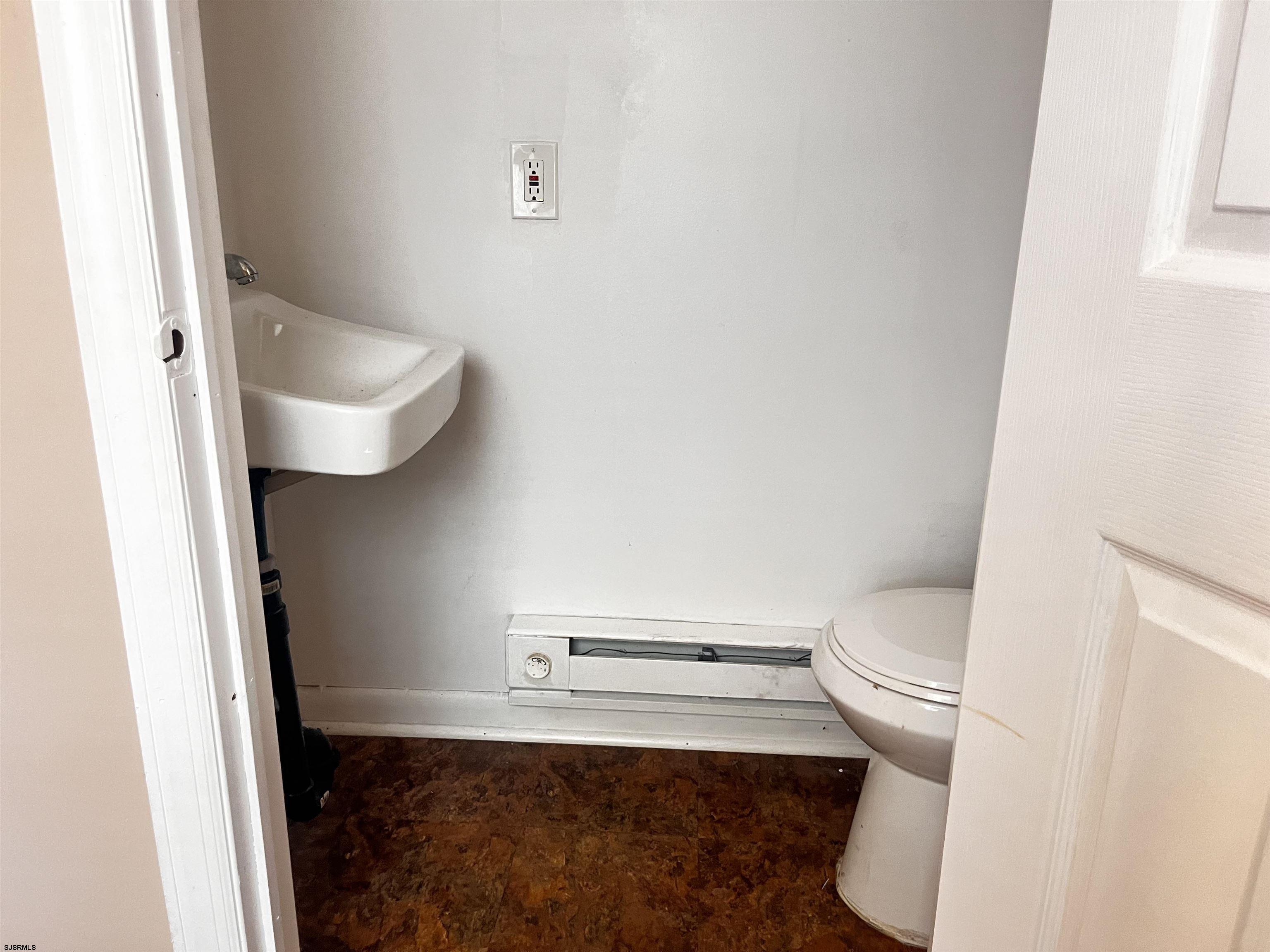 Atlantic City, New Jersey 08401, United States, 3 Bedrooms Bedrooms, ,2 BathroomsBathrooms,Residential,Active,122990