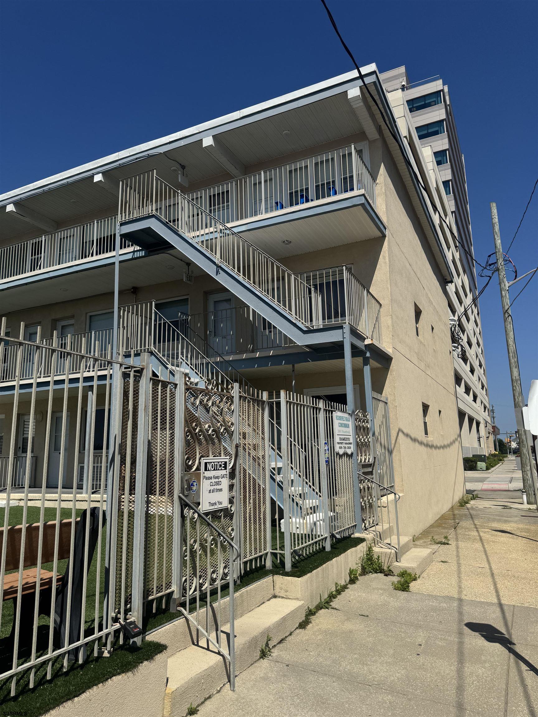 3801 Boardwalk 216 - Photo 4