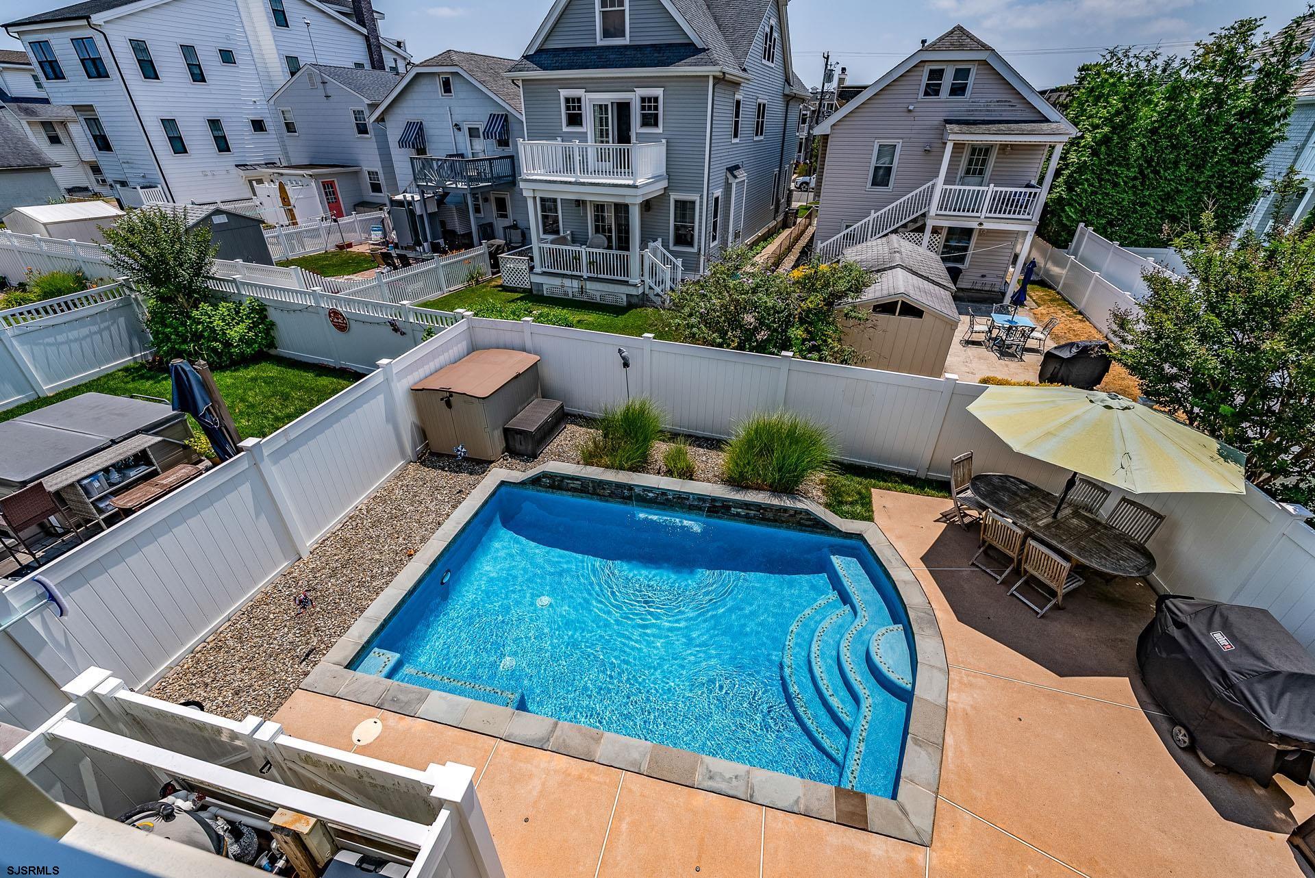 Ocean City, New Jersey 08226, United States, 6 Bedrooms Bedrooms, ,5 BathroomsBathrooms,Residential,Active,170396
