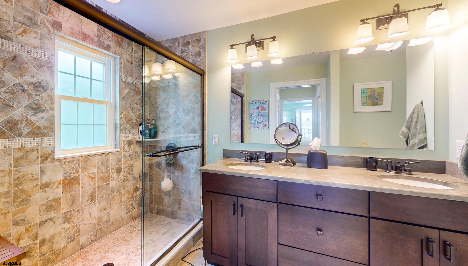 Ocean City, New Jersey 08226, United States, 6 Bedrooms Bedrooms, ,5 BathroomsBathrooms,Residential,Active,170396