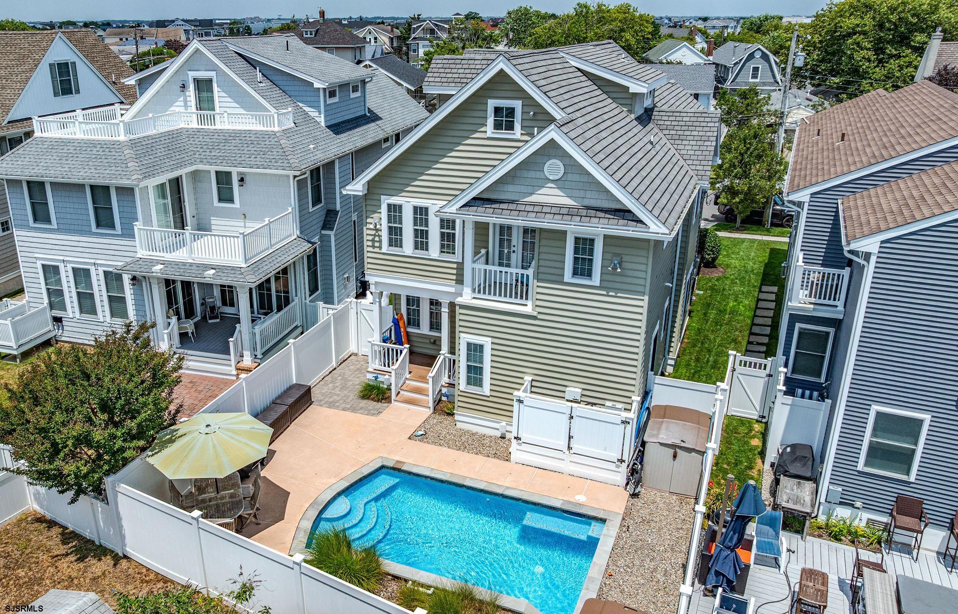Ocean City, New Jersey 08226, United States, 6 Bedrooms Bedrooms, ,5 BathroomsBathrooms,Residential,Active,170396