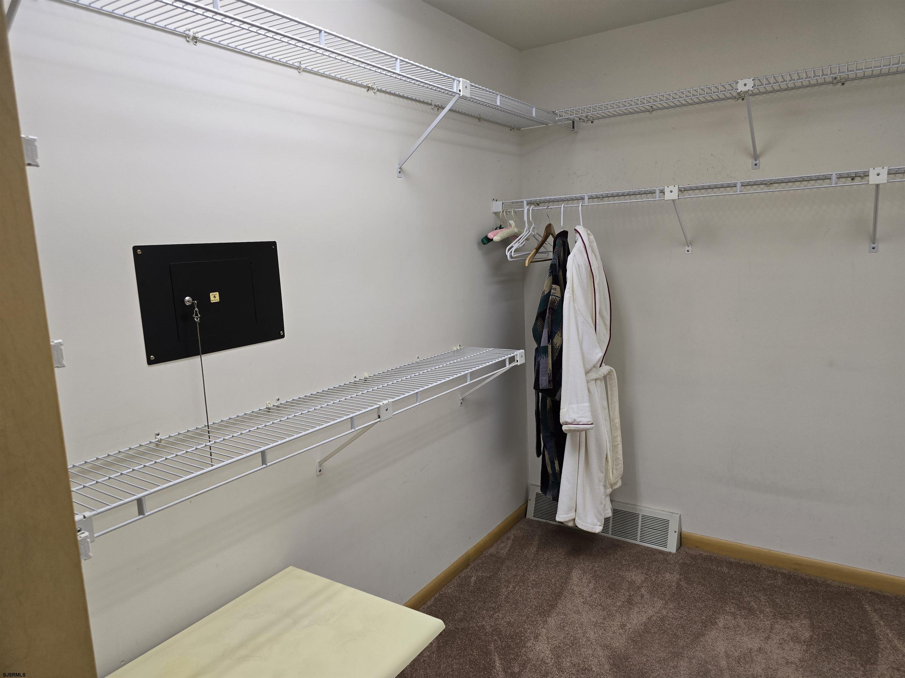 Brigantine, New Jersey 08203, United States, 3 Bedrooms Bedrooms, ,3 BathroomsBathrooms,Residential,Active,87226