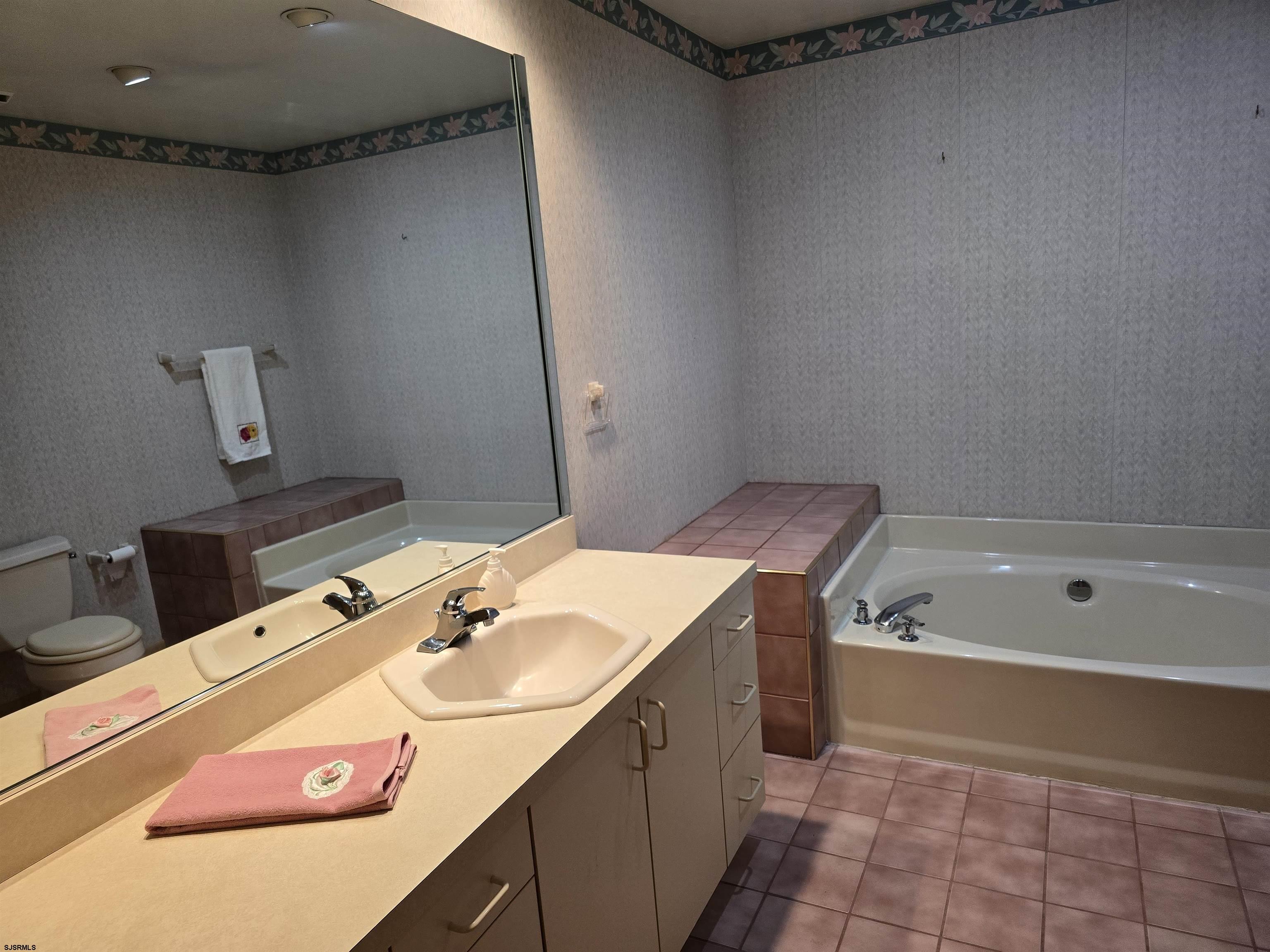 Brigantine, New Jersey 08203, United States, 3 Bedrooms Bedrooms, ,3 BathroomsBathrooms,Residential,Active,87226