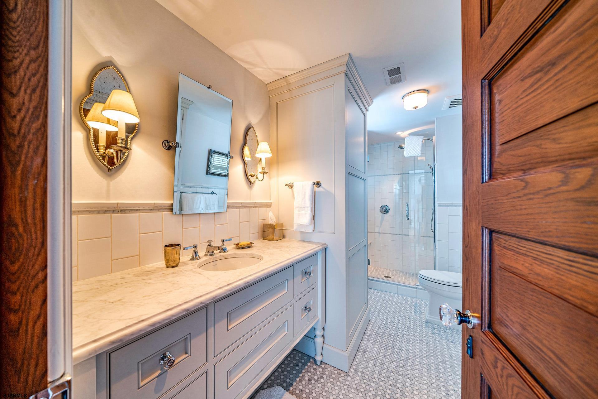 Strathmere, New Jersey 08248, United States, 3 Bedrooms Bedrooms, ,5 BathroomsBathrooms,Residential,Active,60802