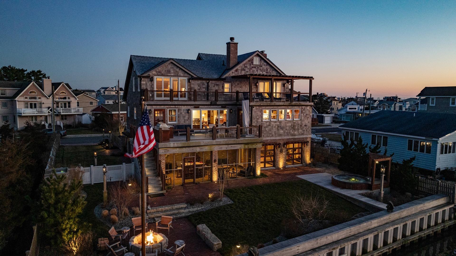 Strathmere, New Jersey 08248, United States, 3 Bedrooms Bedrooms, ,5 BathroomsBathrooms,Residential,Active,60802