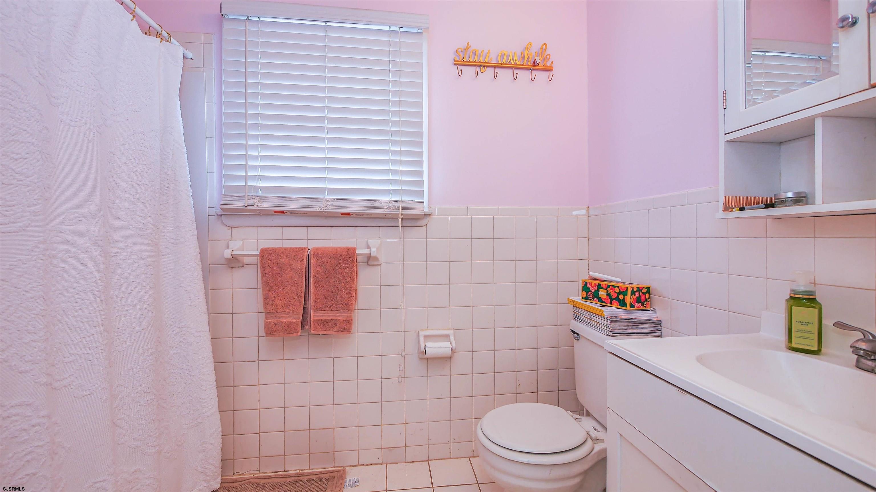 Margate, New Jersey 08402, United States, 2 Bedrooms Bedrooms, ,3 BathroomsBathrooms,Residential,Active,80545