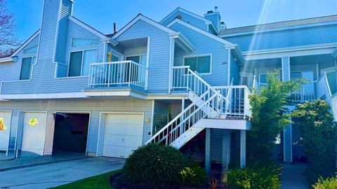 Photo of 224 Heather Croft #224, Egg Harbor Township, NJ 08234 (MLS # 605982)