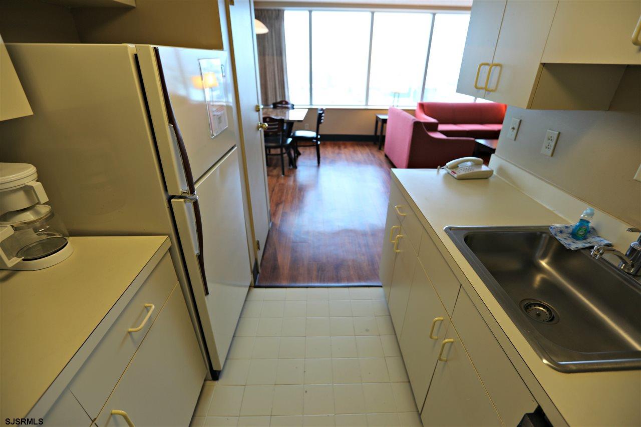 Atlantic City, New Jersey 08401, United States, 1 Bedroom Bedrooms, ,1 BathroomBathrooms,Residential,Active,158164