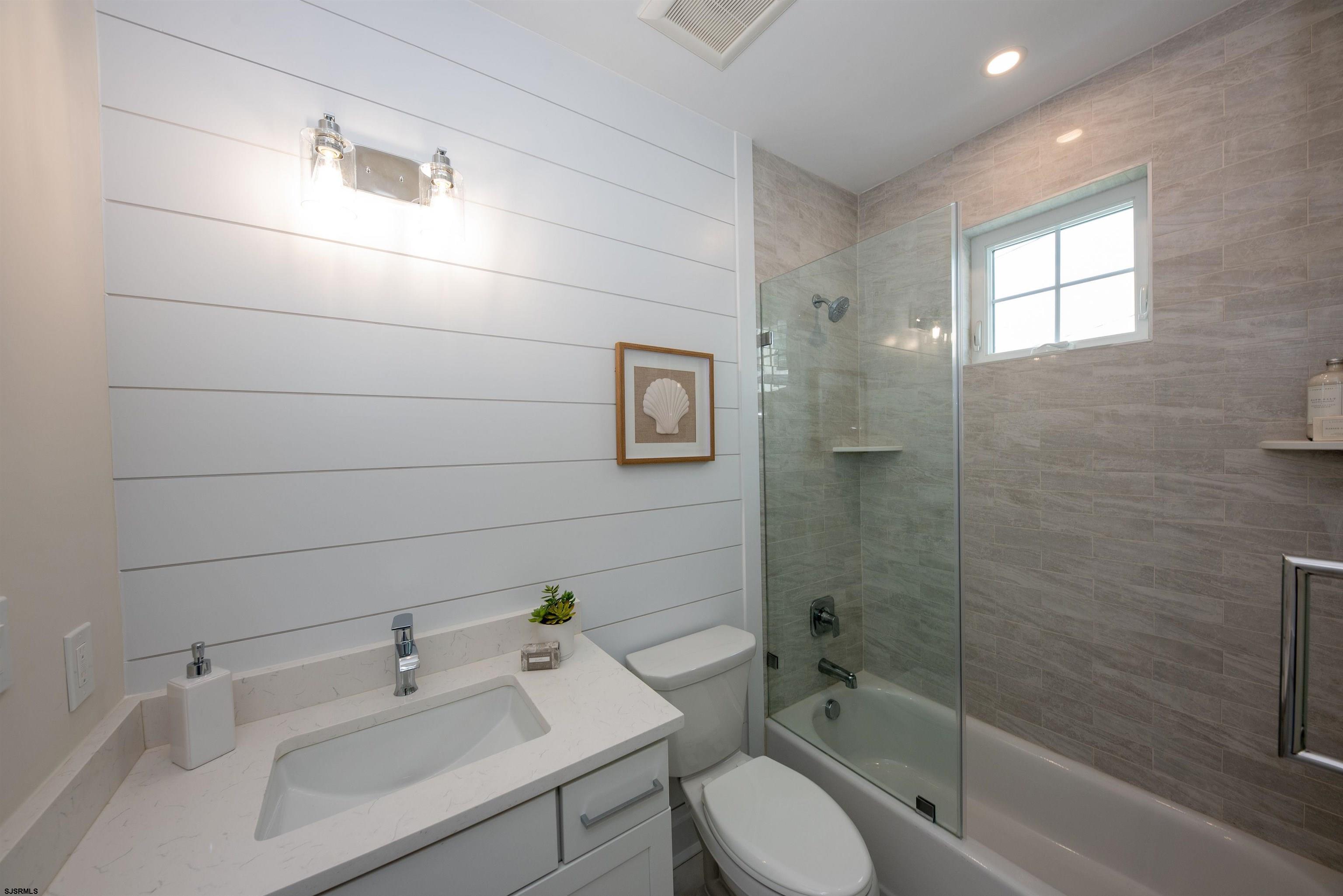 Ocean City, New Jersey 08226, United States, 5 Bedrooms Bedrooms, ,6 BathroomsBathrooms,Residential,Active,144243