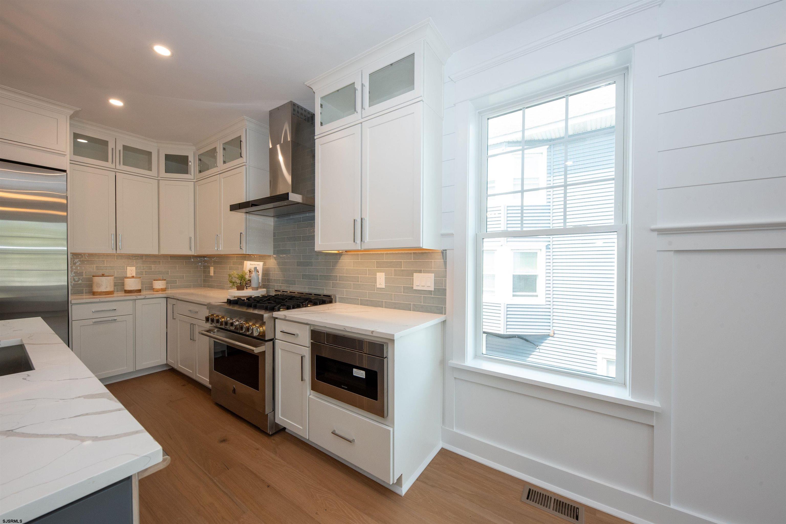 Ocean City, New Jersey 08226, United States, 5 Bedrooms Bedrooms, ,6 BathroomsBathrooms,Residential,Active,144243