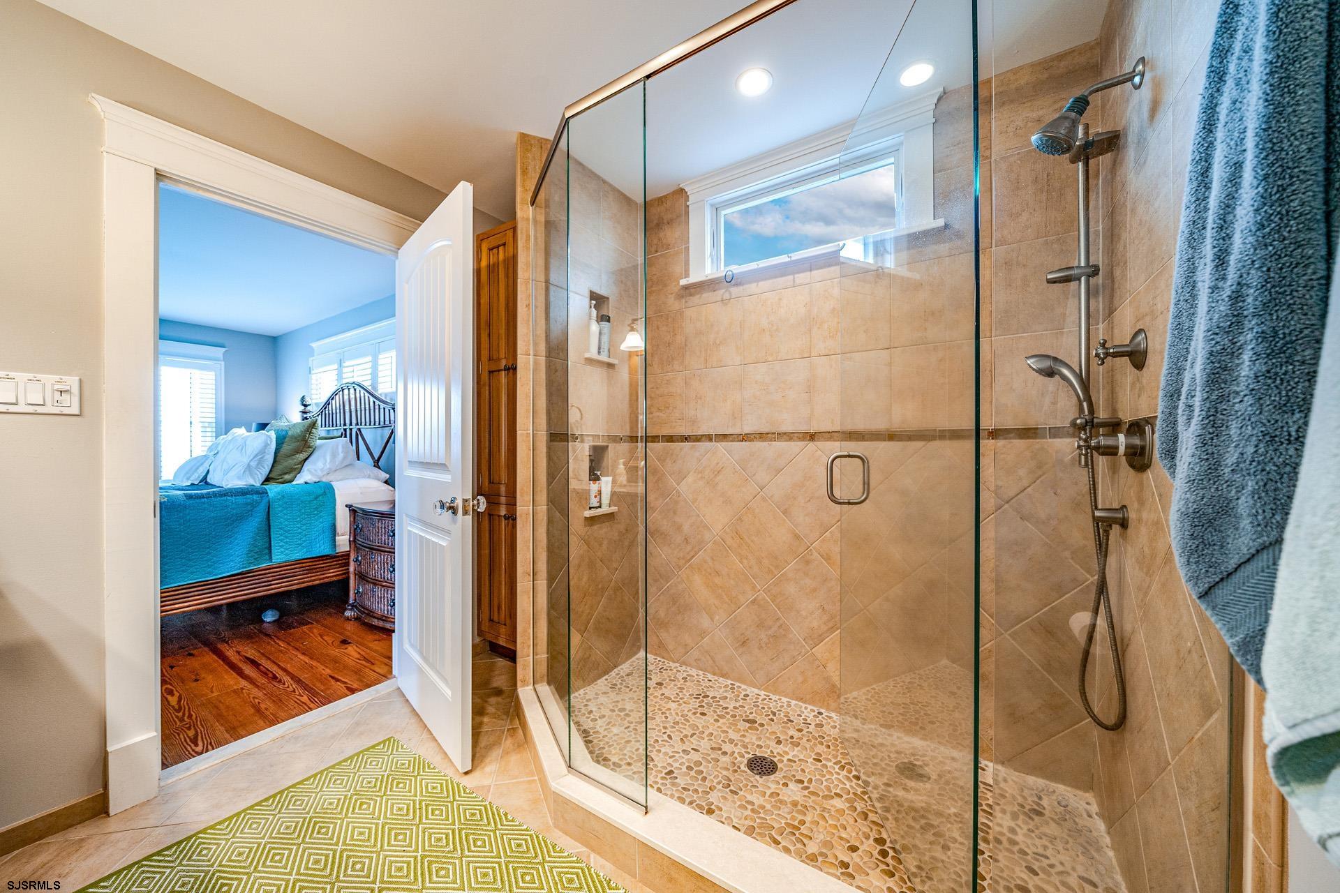 Ocean City, New Jersey 08226, United States, 6 Bedrooms Bedrooms, ,6 BathroomsBathrooms,Residential,Active,16458