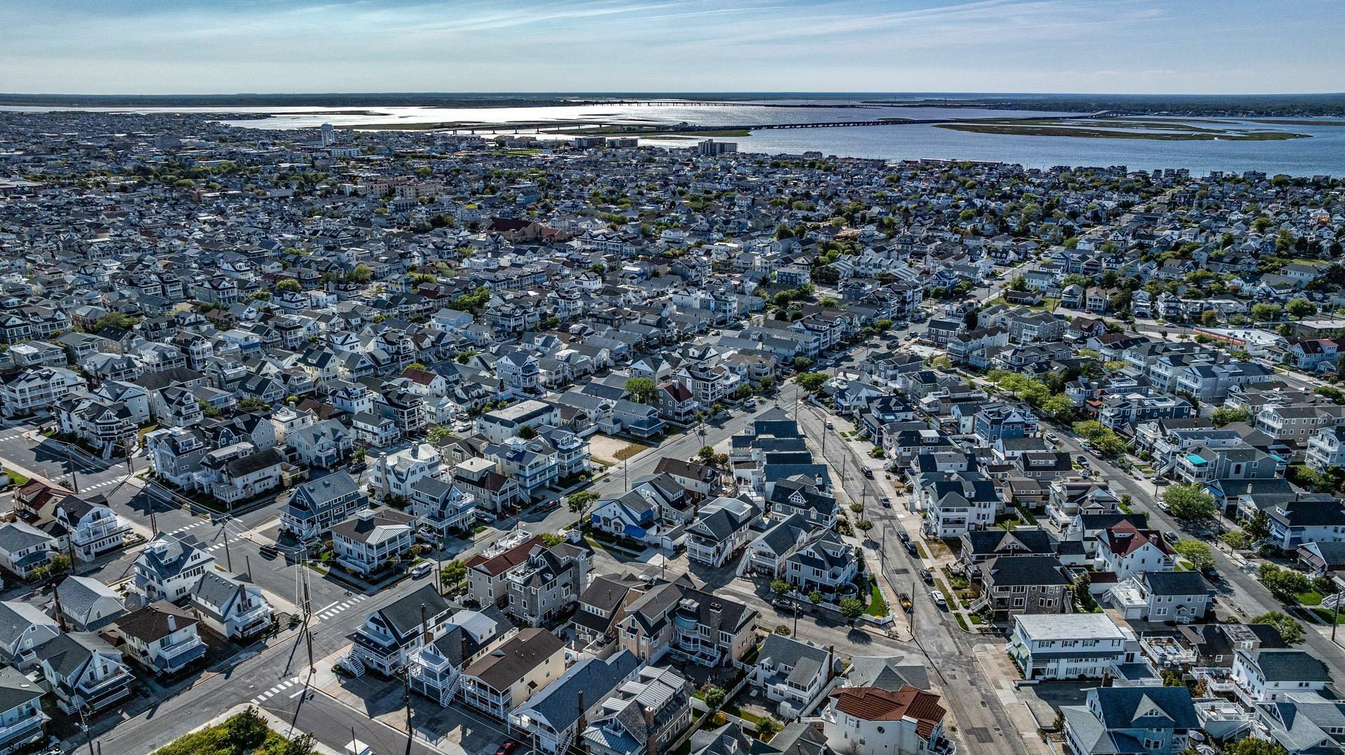 Ocean City, New Jersey 08226, United States, 6 Bedrooms Bedrooms, ,6 BathroomsBathrooms,Residential,Active,16458