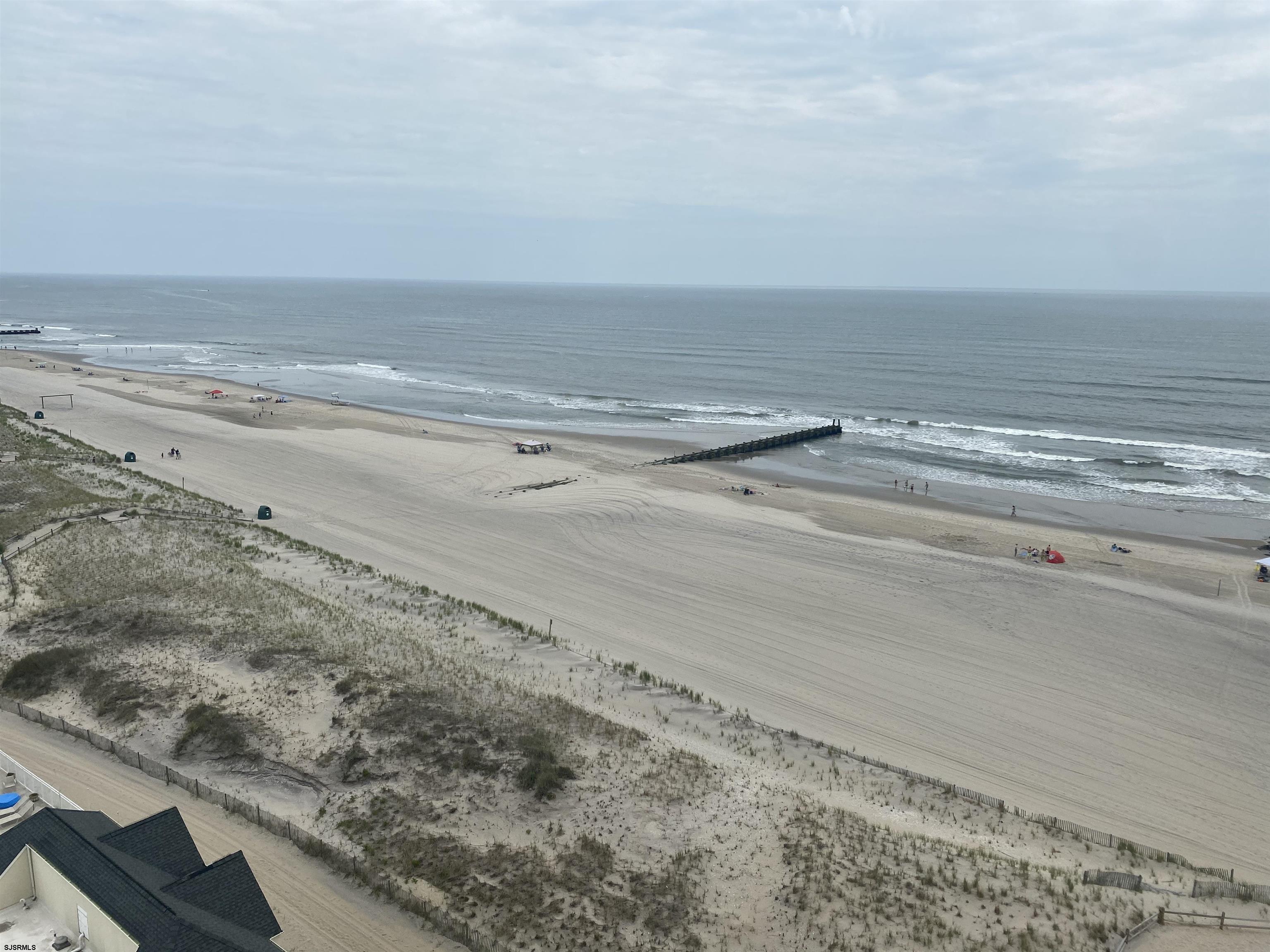 Margate, New Jersey 08402, United States, 1 Bedroom Bedrooms, ,2 BathroomsBathrooms,Residential,Active,100775