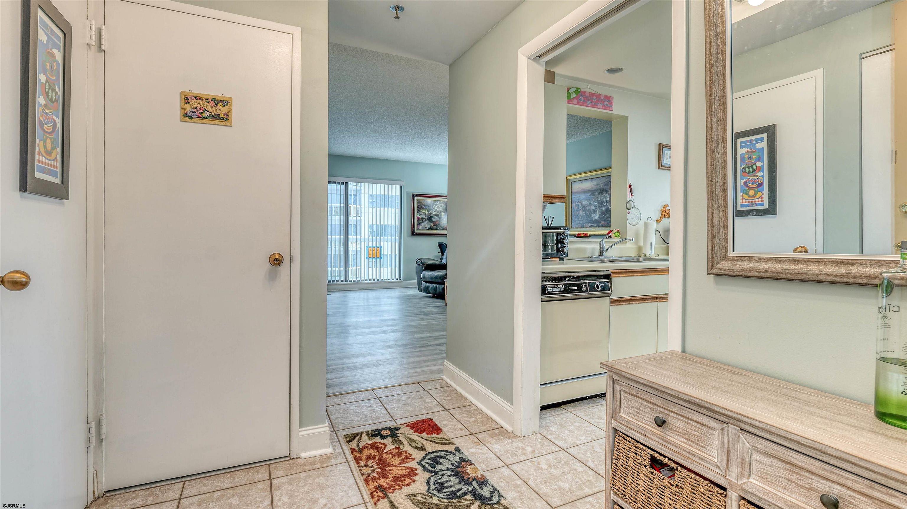 3101 Boardwalk 904-1