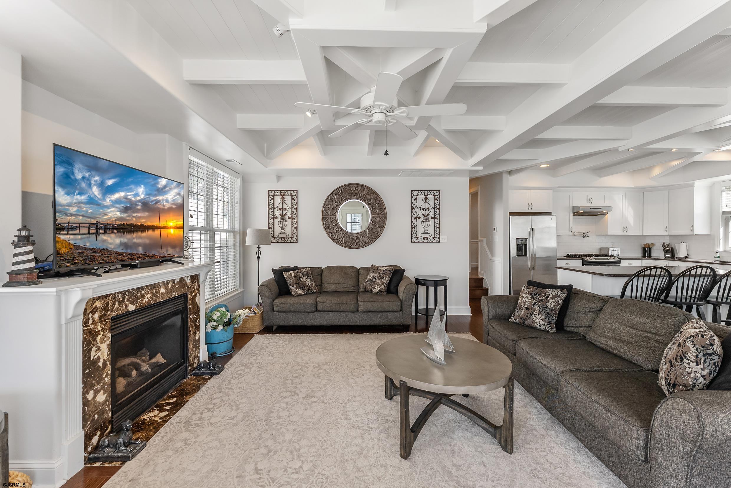 909 4th Street B 2nd floor