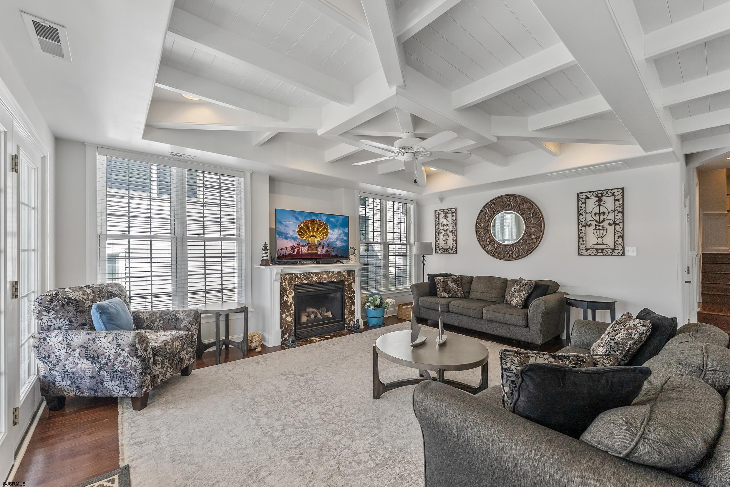 909 4th Street B 2nd floor