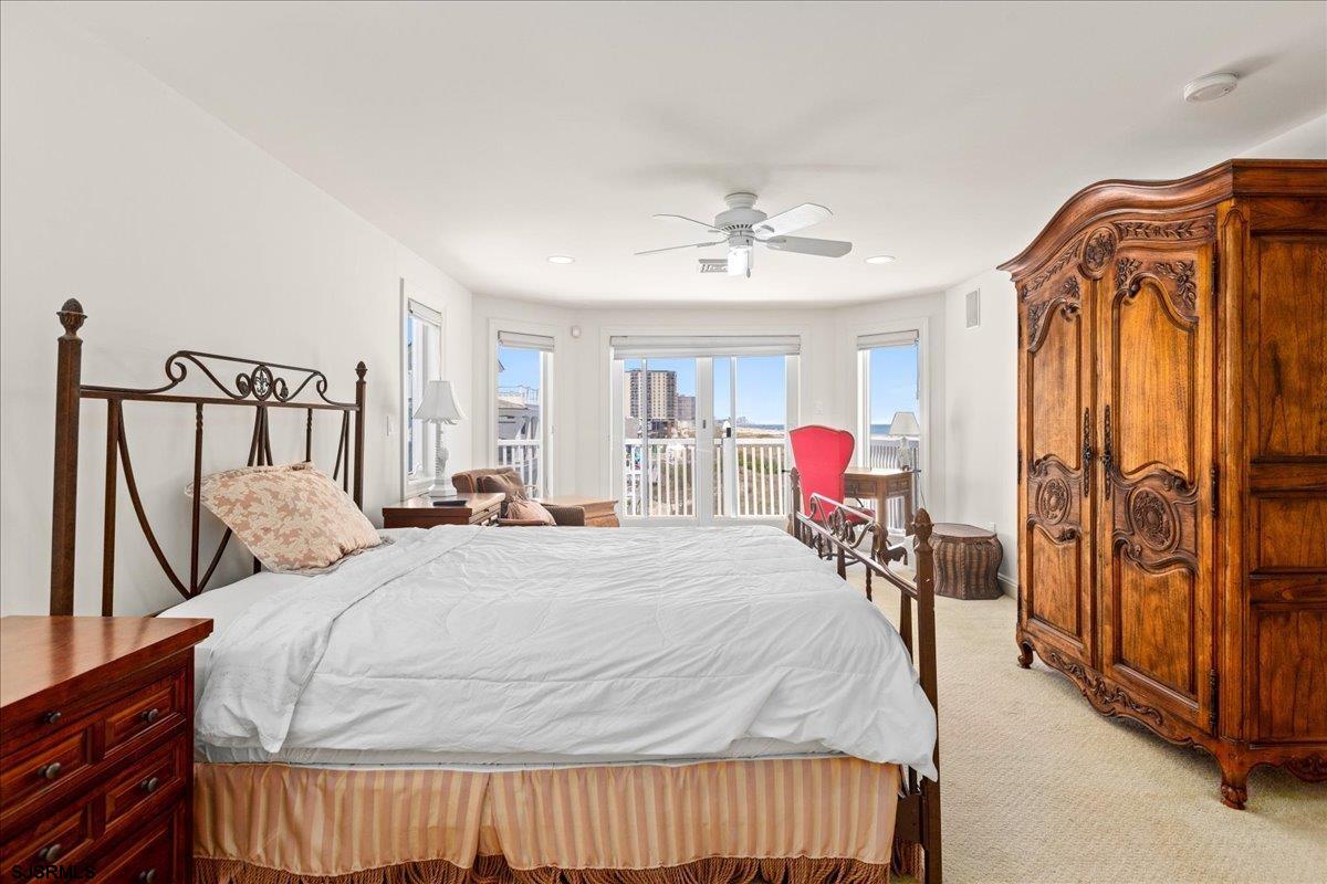 Longport, New Jersey 08403, United States, 3 Bedrooms Bedrooms, ,4 BathroomsBathrooms,Residential,Active,143178